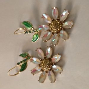 Betsey Johnson Daisy inspired earrings